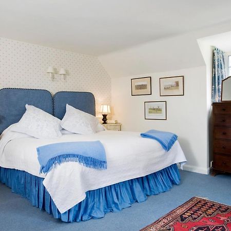 The Old Manor House Bed & Breakfast Halford  Екстериор снимка