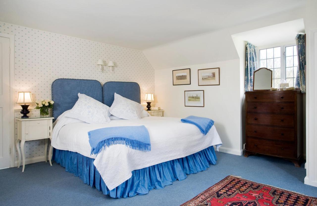 The Old Manor House Bed & Breakfast Halford  Екстериор снимка